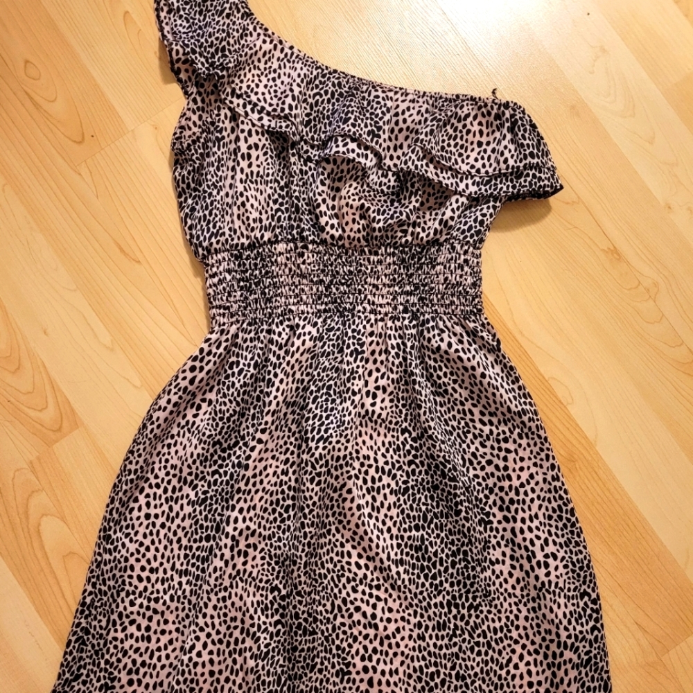FOREVER 21 , SIZE small dress. Super cute